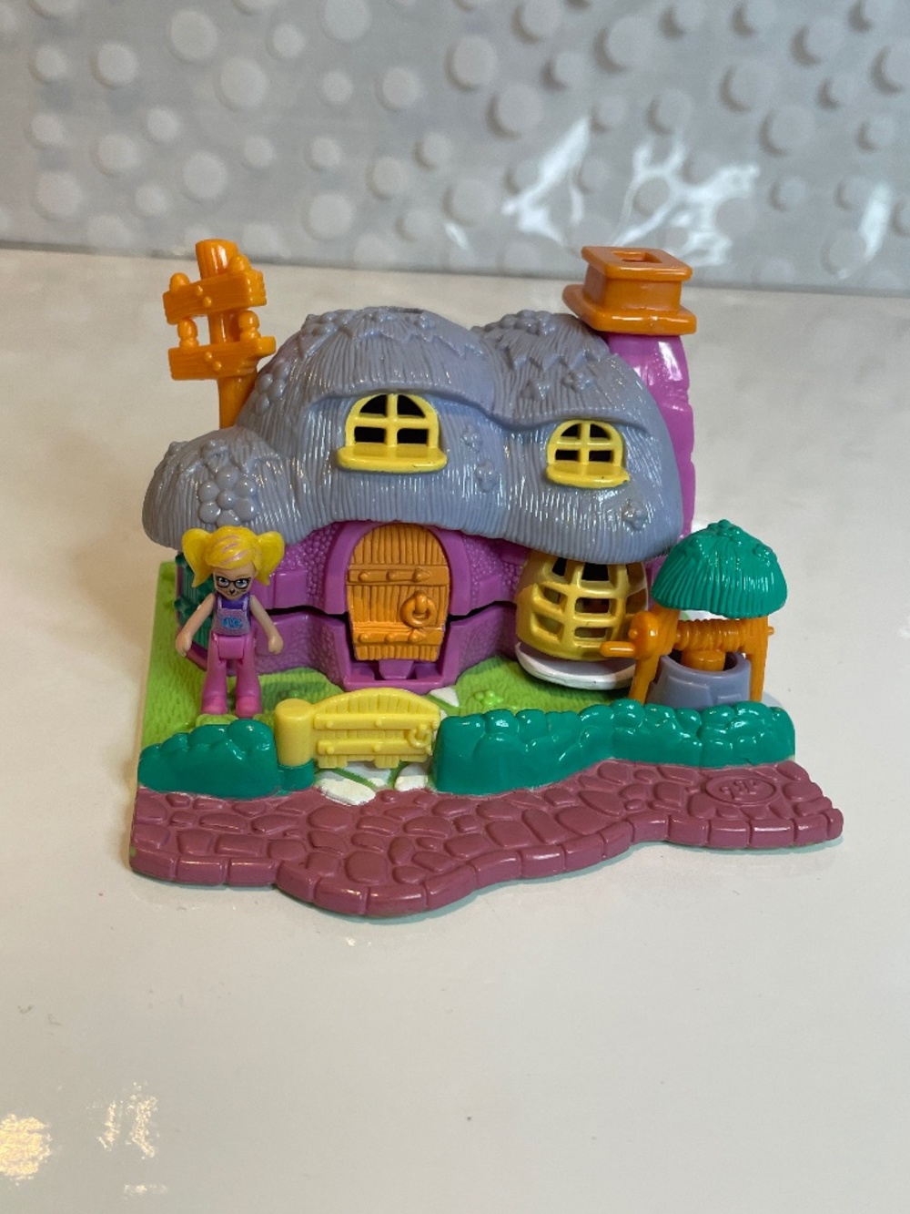 Polly Pocket Vintage 1994 Rabbit House Bluebird